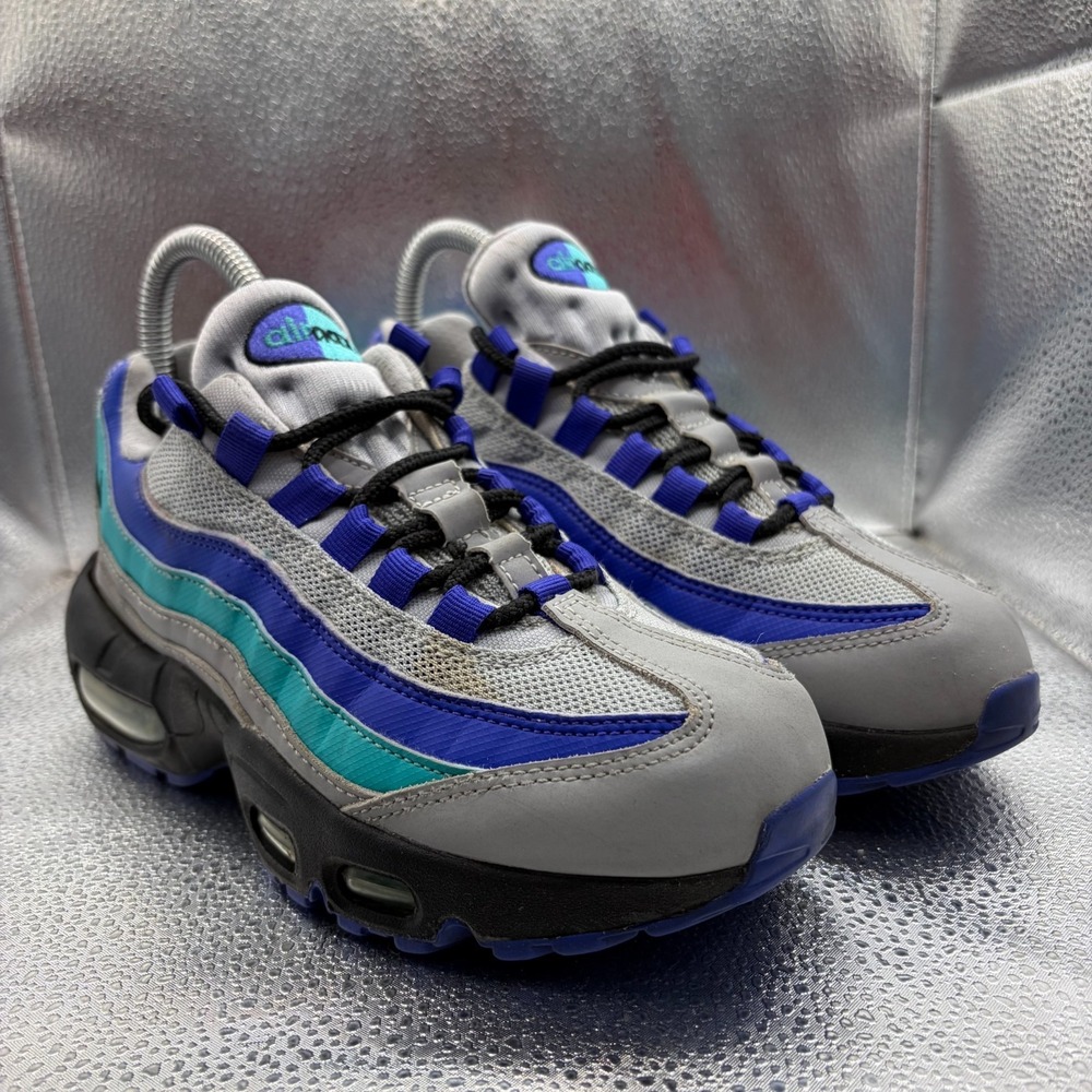 Size 4 Nike Air Max 95 Wolf Gray Aqua Grape Mens Lace-Up Shoes AT2865-001